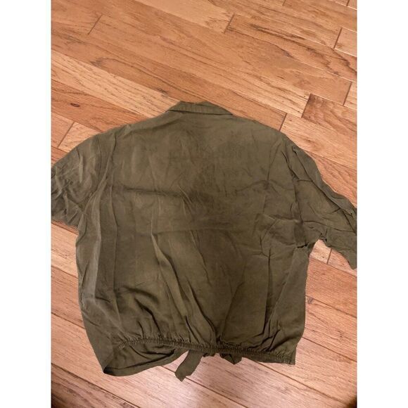 Topshop Women's Olive Green cropped Button-Up Tie-Front collared Shirt Size US 6 - Picture 8 of 8